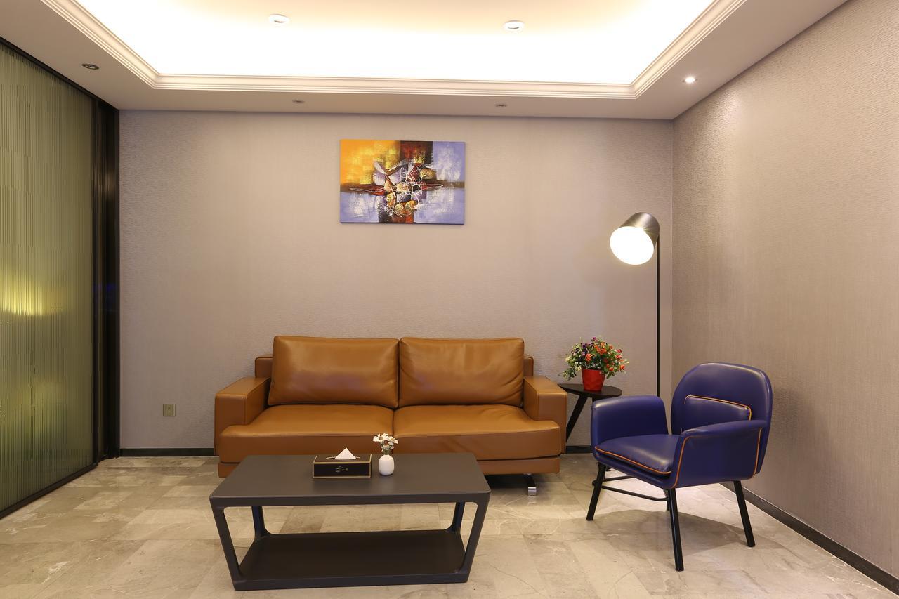 Aoyou International Apartment Hotel A Mall Brunch Guangzhou Eksteriør bilde